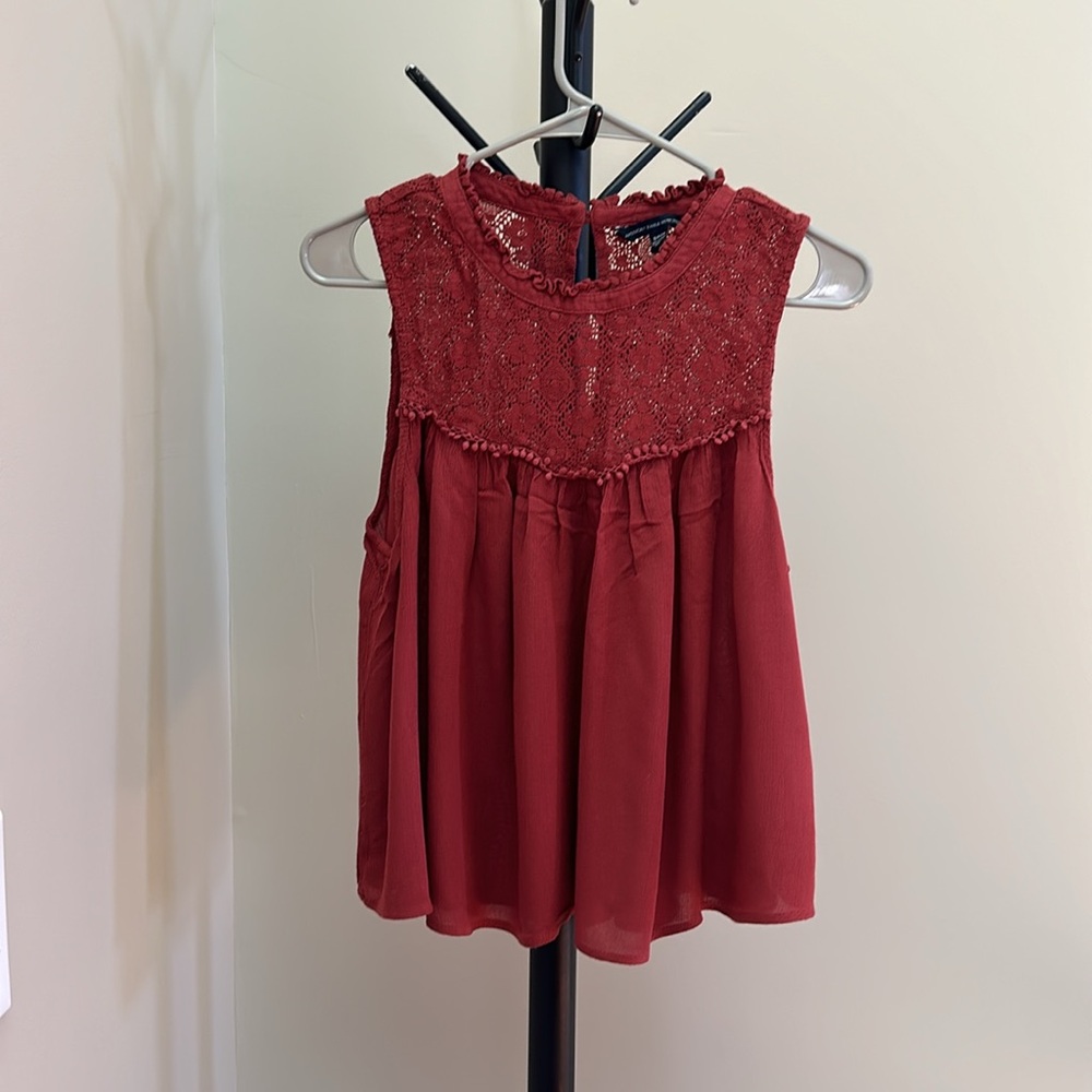 American Eagle rust top
